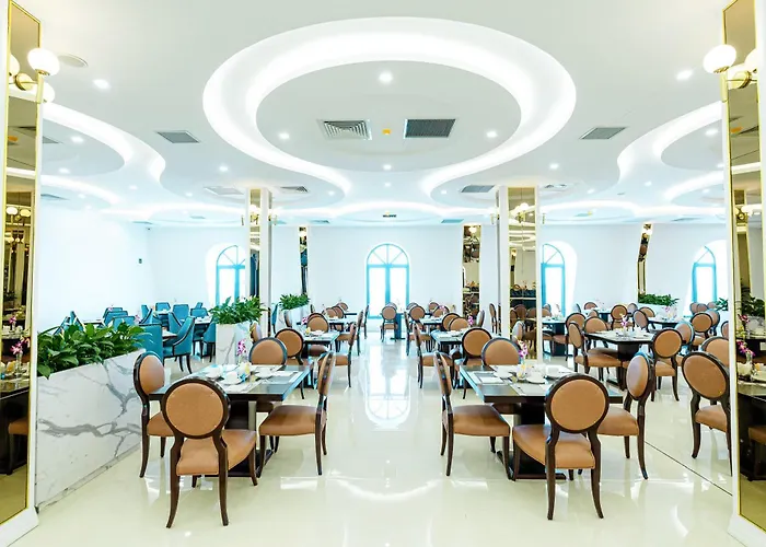 Adamo Hotel Hung Yen - Free Daily Access To The Jimjilbang
